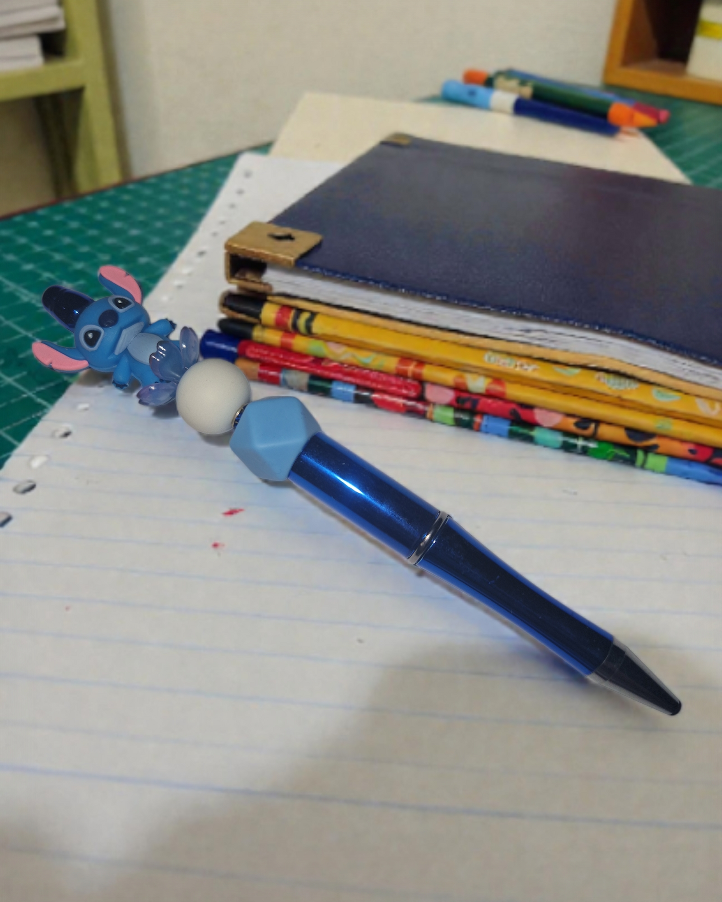 🖊️ Stylos Stitch & Angel magiques – Écriture en mode kawaii !