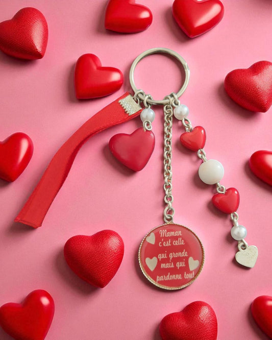 🔑 Porte-clés “Maman qui gronde mais pardonne” – Cadeau tendre et sincère pour une maman unique