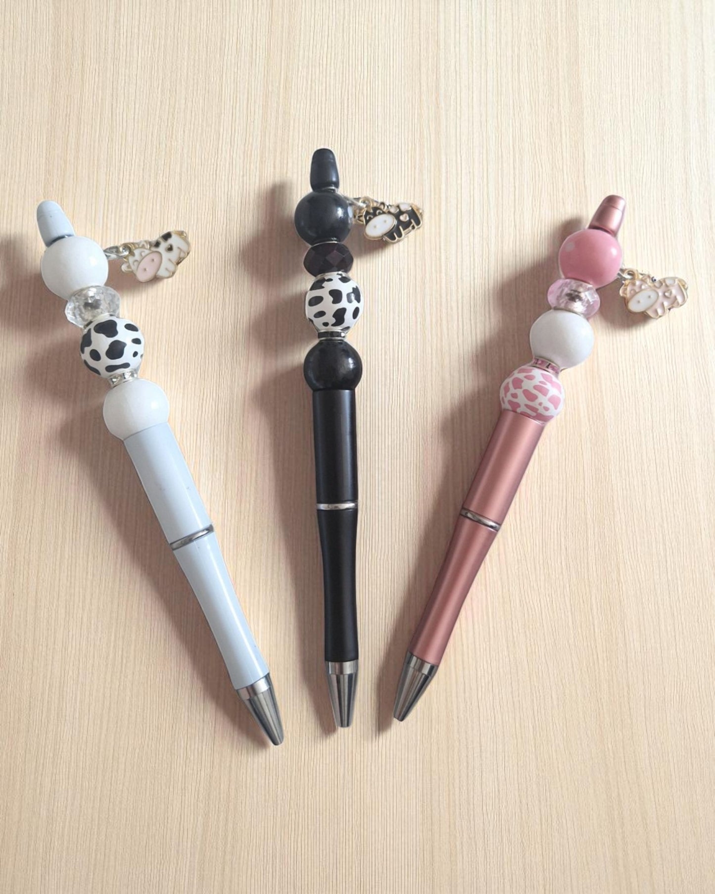 🖊️ Stylos "Vache Folle" – Chic & Mooo-d