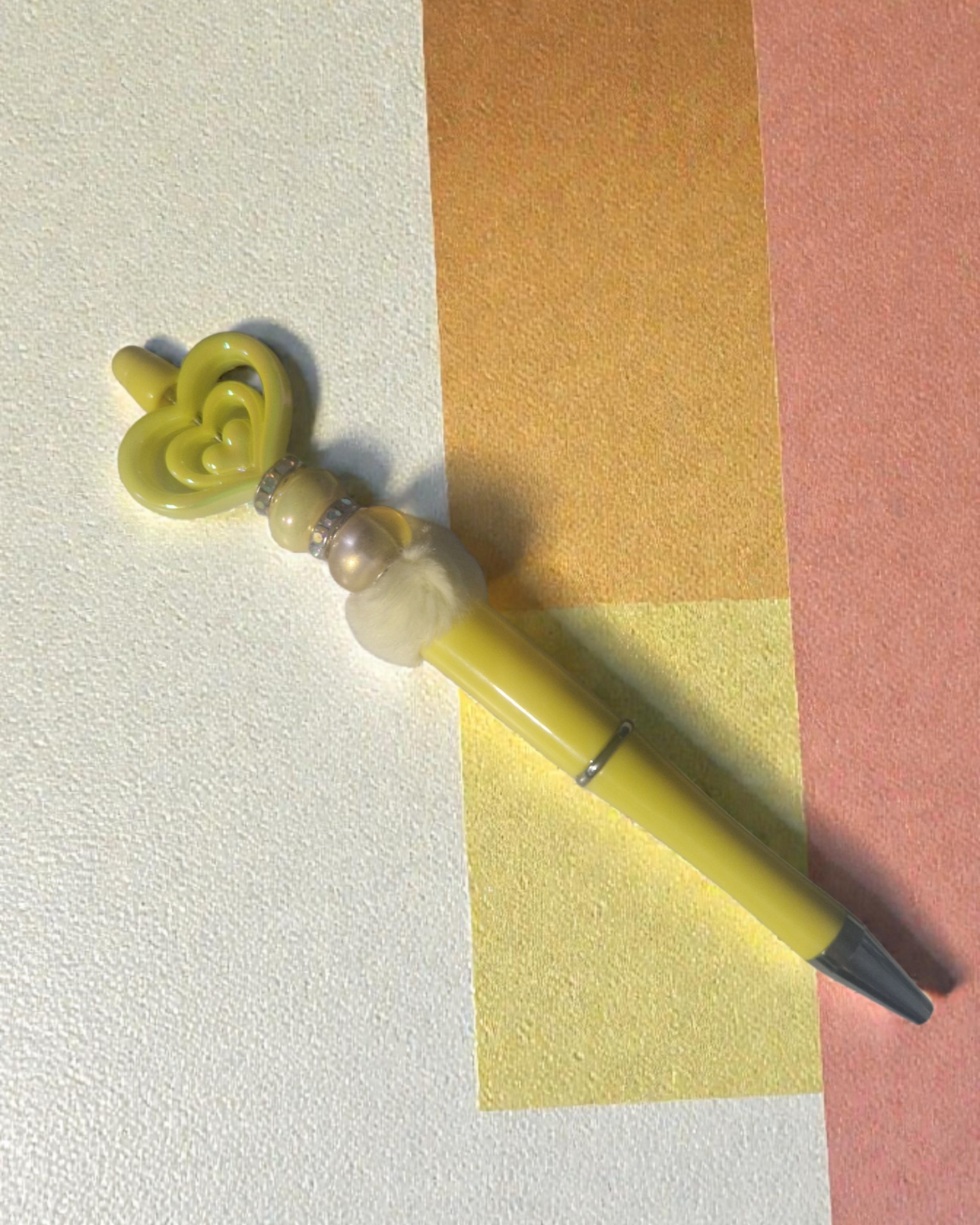 🖊️ Stylos Artisanaux “Collection Cœur & Éclat”