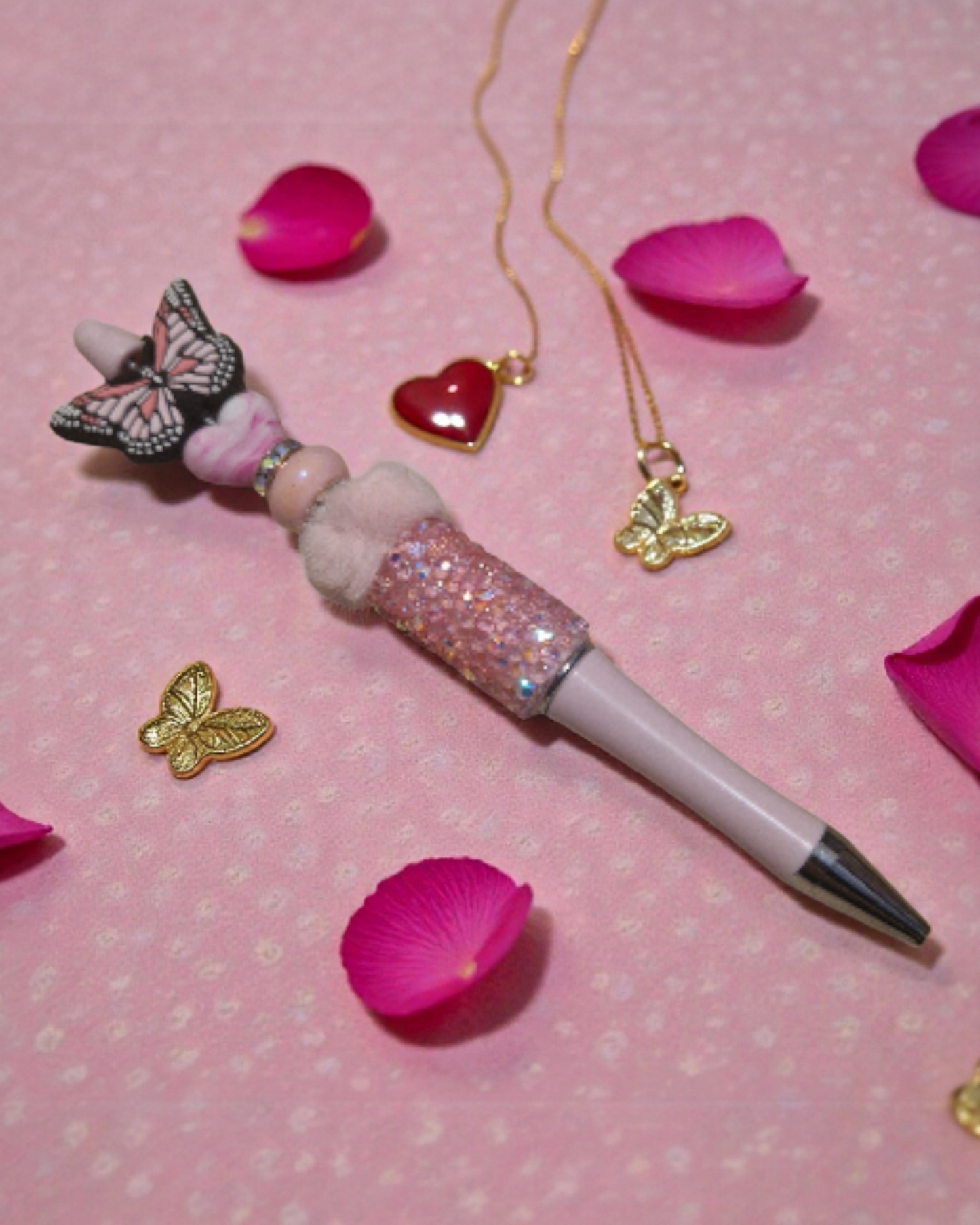 🖊️ Stylos "Bee Happy" – Pour une écriture qui bourdonne de joie 🐝🌼