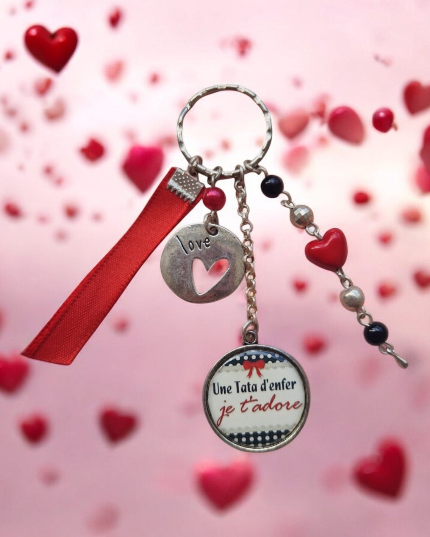 🔑 Porte-clés “Une Tata d’enfer – Je t’adore” – Cadeau unique et touchant pour une super tata
