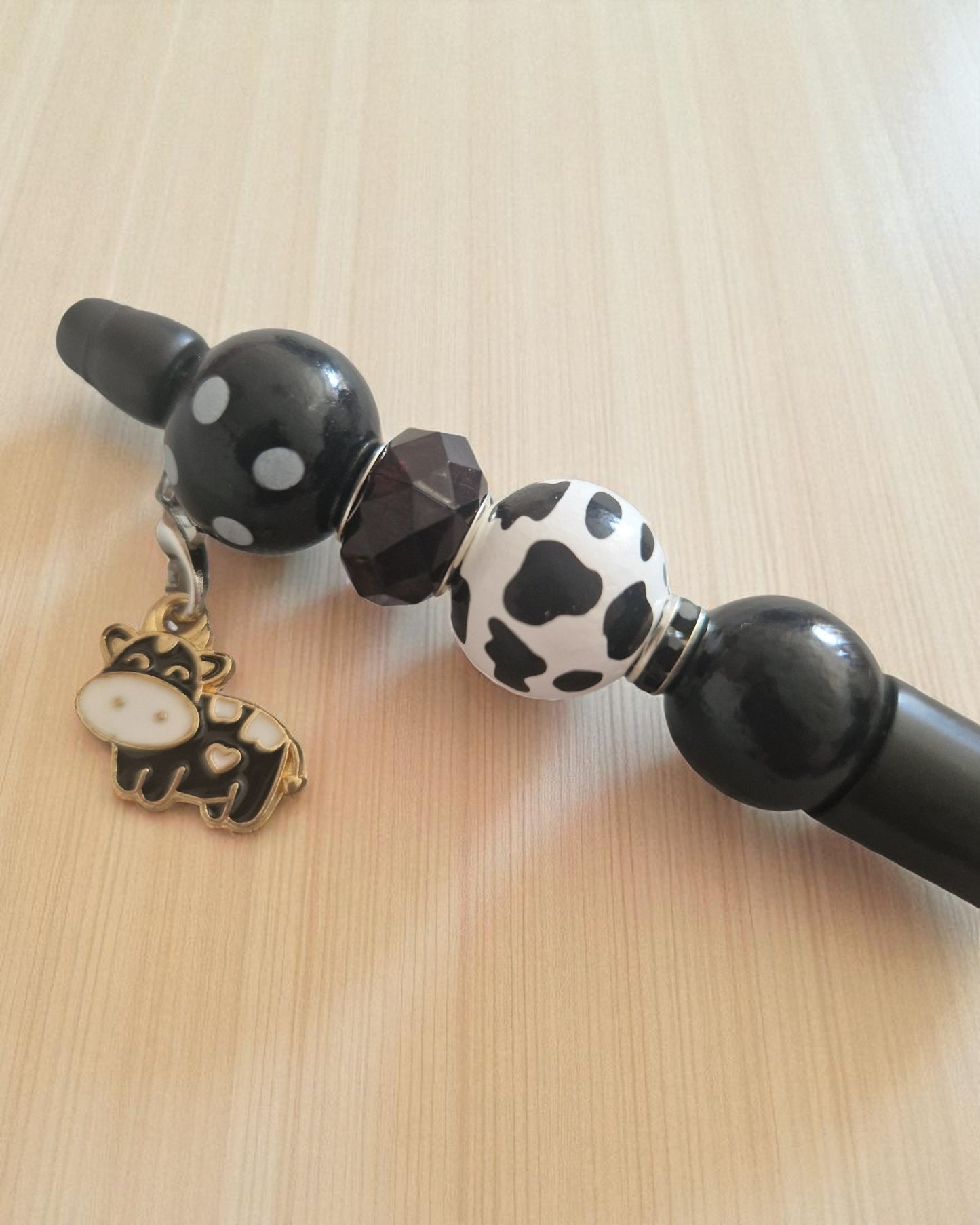 🖊️ Stylos "Vache Folle" – Chic & Mooo-d