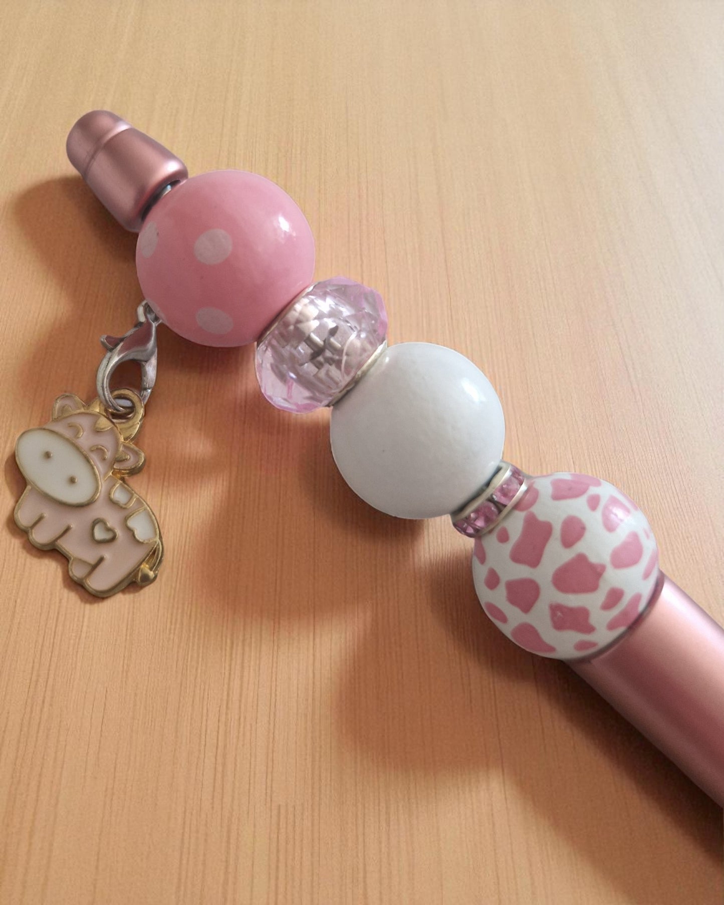 🖊️ Stylos "Vache Folle" – Chic & Mooo-d