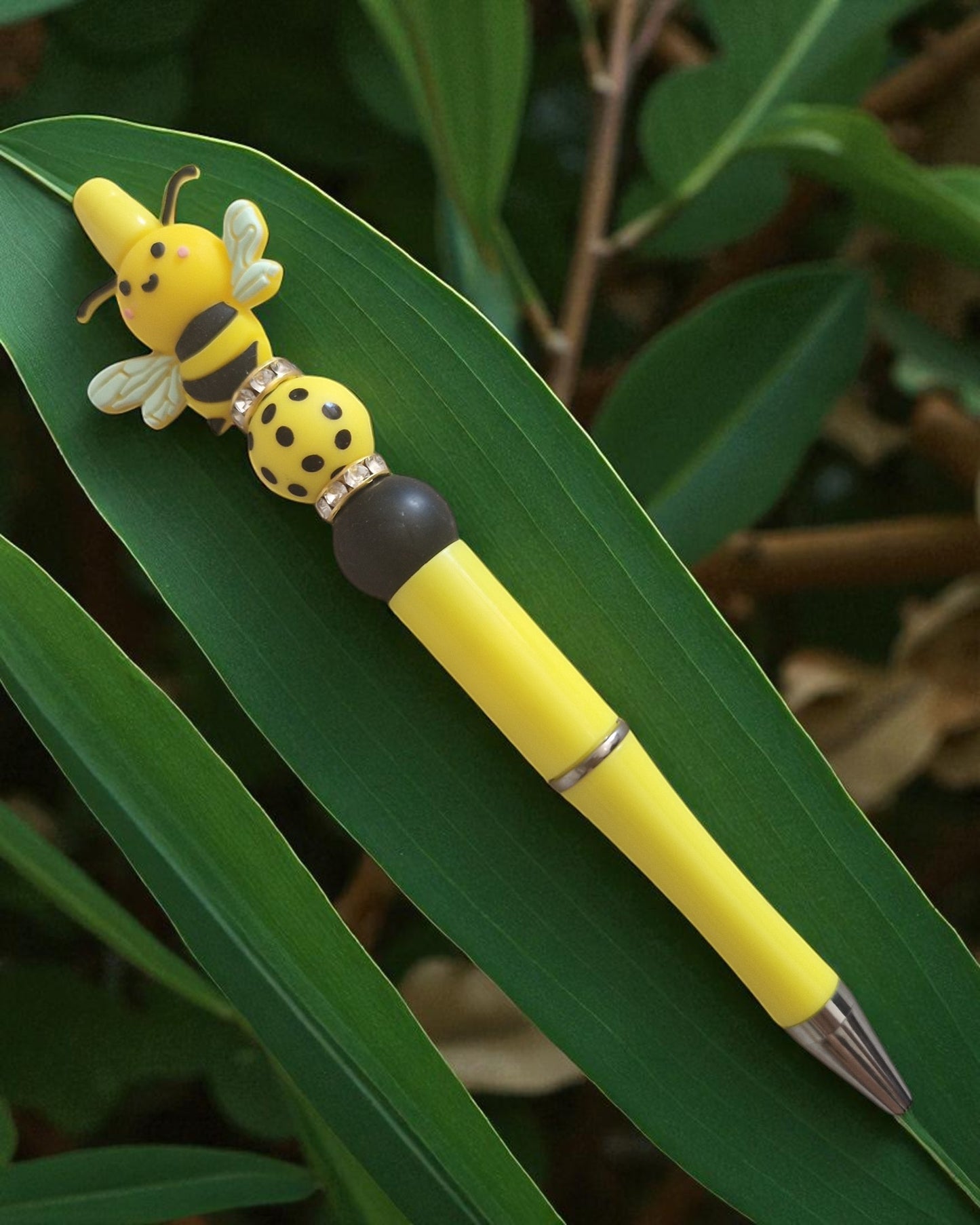 🖊️ Stylos "Bee Happy" – Pour une écriture qui bourdonne de joie 🐝🌼