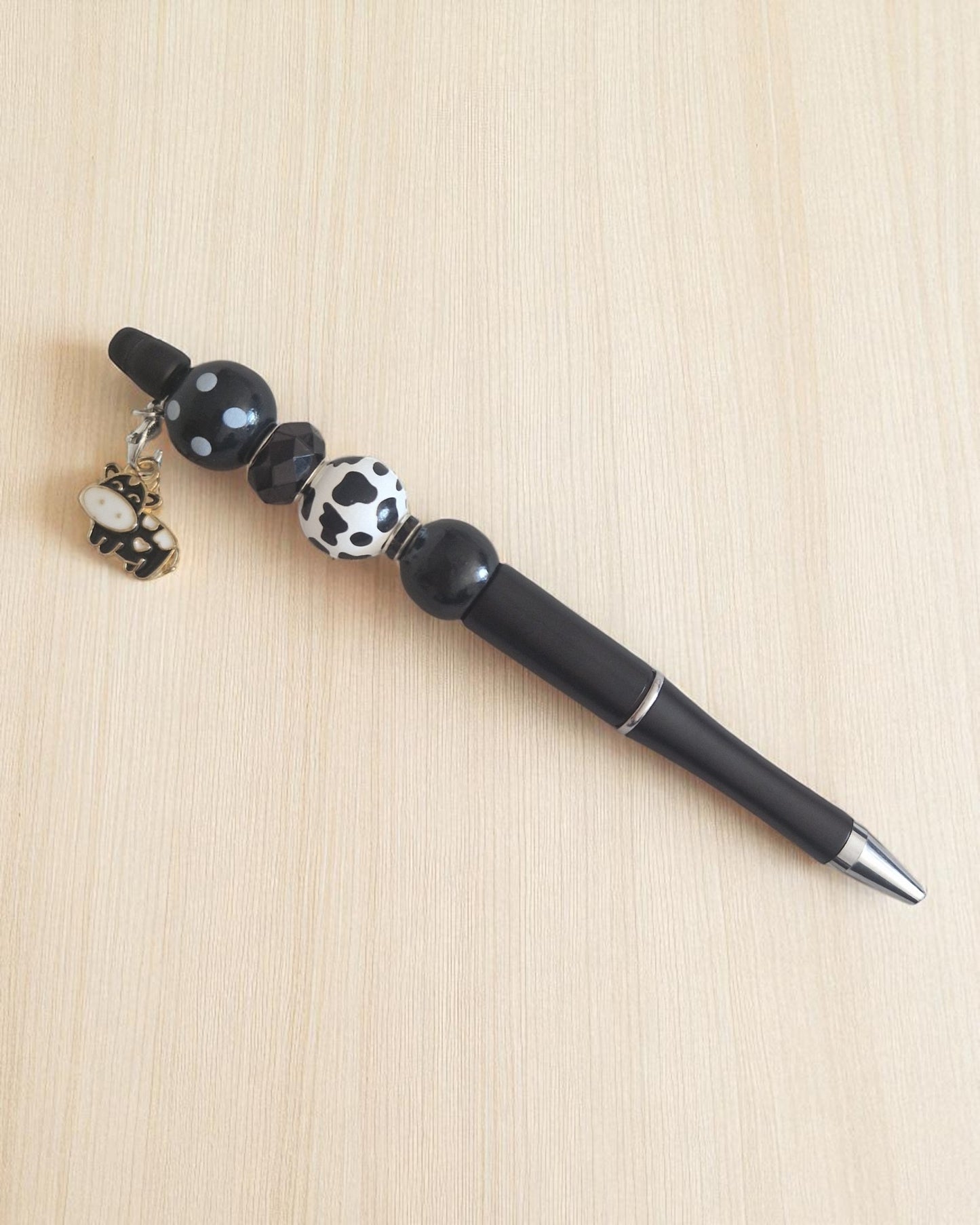 🖊️ Stylos "Vache Folle" – Chic & Mooo-d